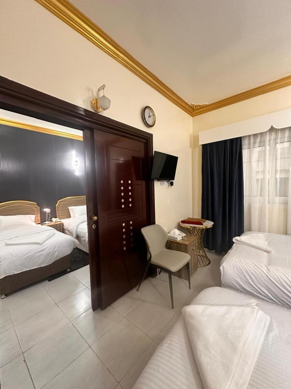 Galaxy Star Hotel Дубай Экстерьер фото
