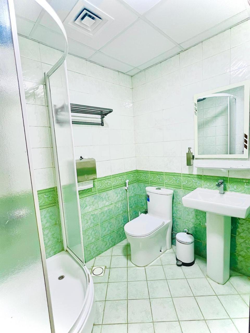 Galaxy Star Hotel Дубай Экстерьер фото