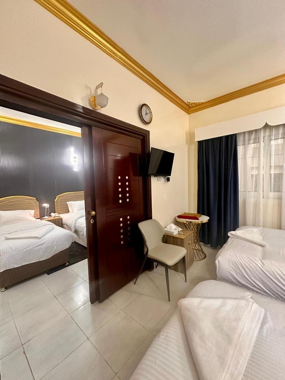 Galaxy Star Hotel Дубай Экстерьер фото