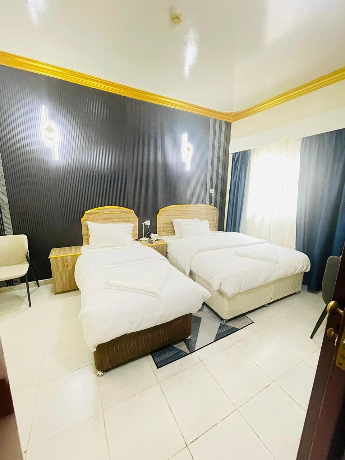 Galaxy Star Hotel Дубай Экстерьер фото