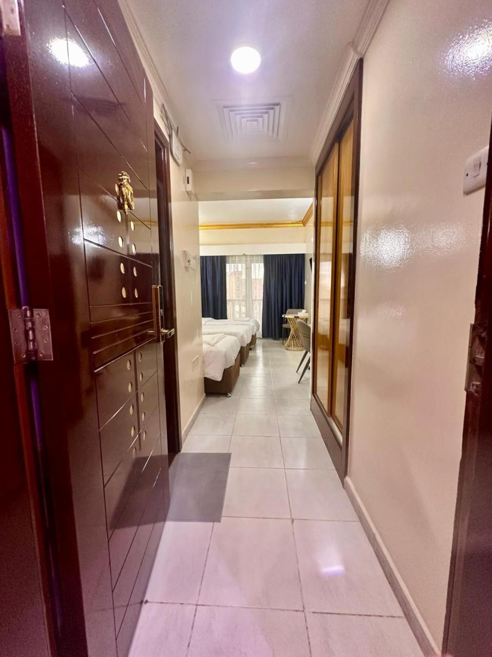 Galaxy Star Hotel Дубай Экстерьер фото